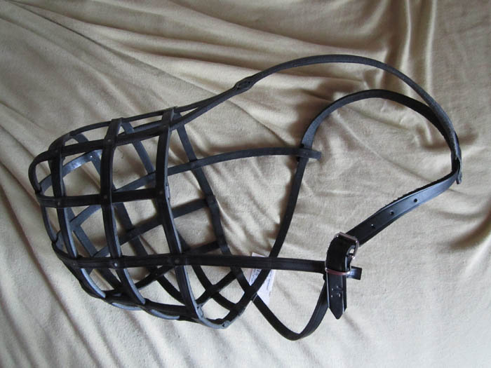 KAGANIEC SKÓRZANy dla mastiffa  